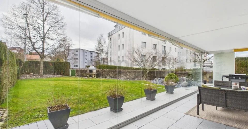 Appartement moderne de 5,5 pièces avec jardin de 290m2 à Wetzikon – photo 11 sur 13