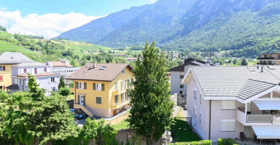APPARTEMENT 4,5pces, CENTRE, CALME