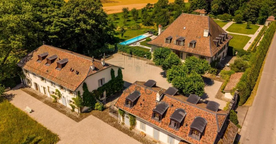 DOMAINE D'EXCEPTION ? CHÂTEAU DE MERLINGE