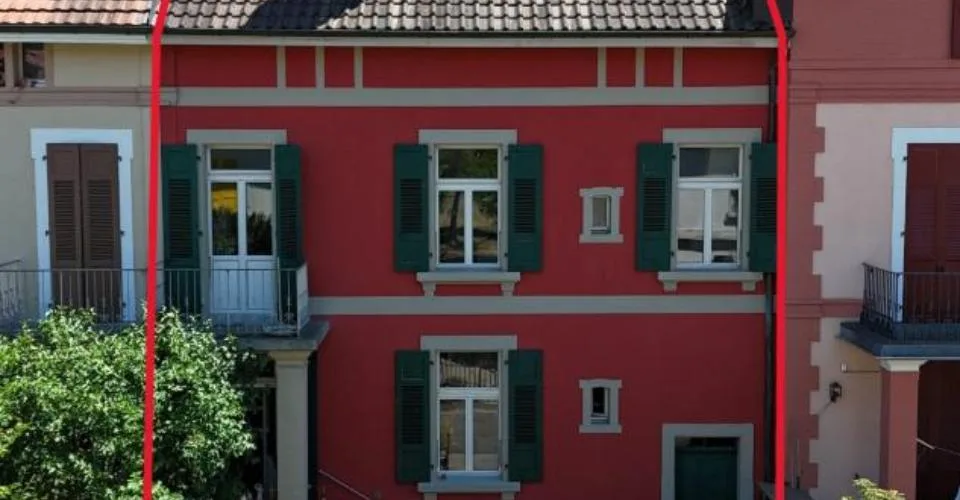 À vendre à Delémont immeuble de 3 appartements avec terrasse et jardin – foto 2 di 13