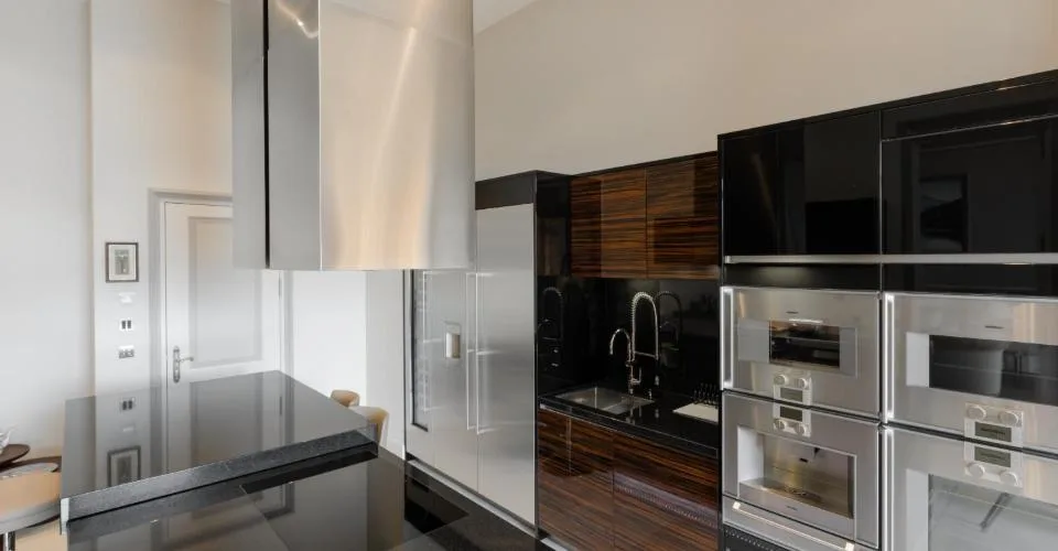 Résidence luxueuse avec grande terrasse et vue imprenable sur le lac L – foto 5 di 13