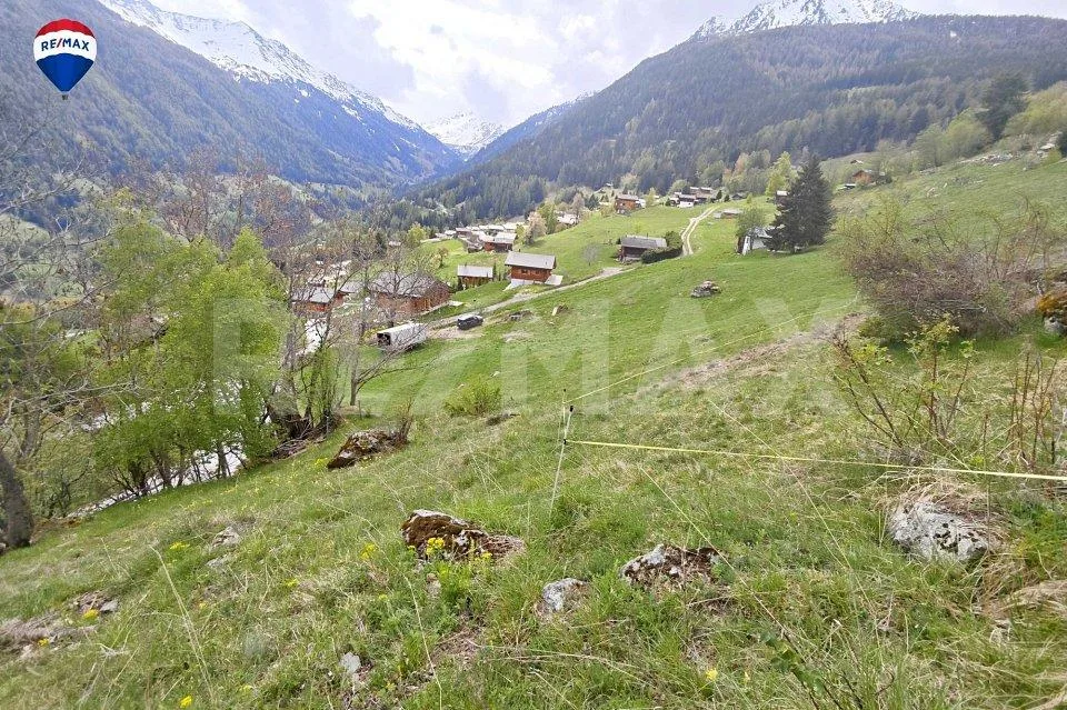 Terrain à bâtir pour 1 à 2 maisons en zone H20 – Foto 6 von 11