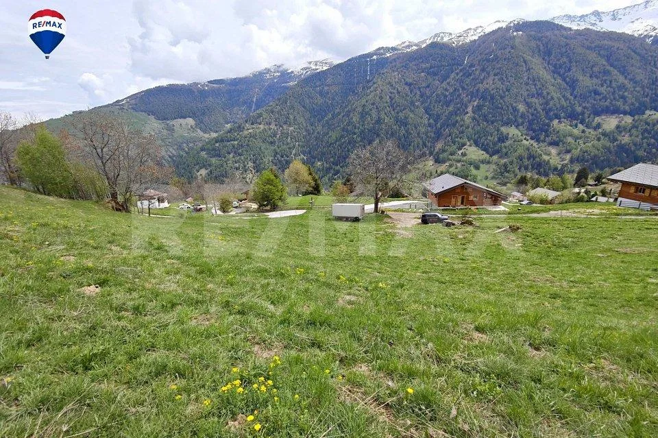 Terrain à bâtir pour 1 à 2 maisons en zone H20 – Foto 7 von 11