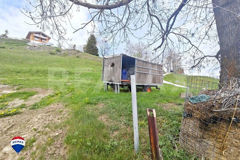 Terrain à bâtir pour 1 à 2 maisons en zone H20 – Foto 2 von 11