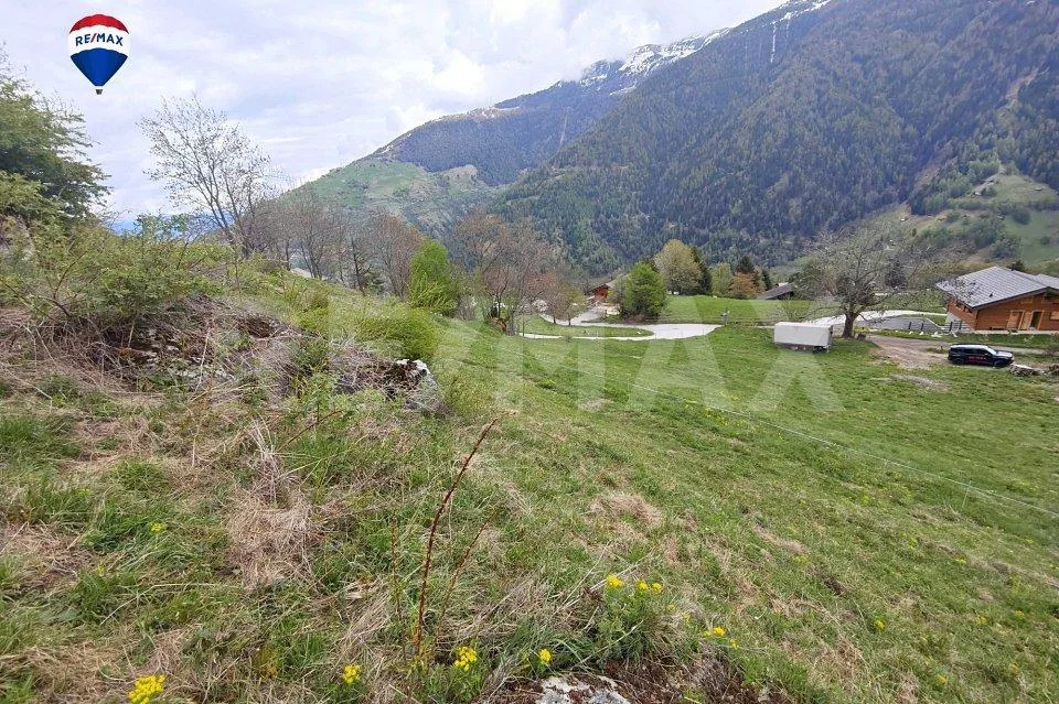 Terrain à bâtir pour 1 à 2 maisons en zone H20 – Foto 5 von 11