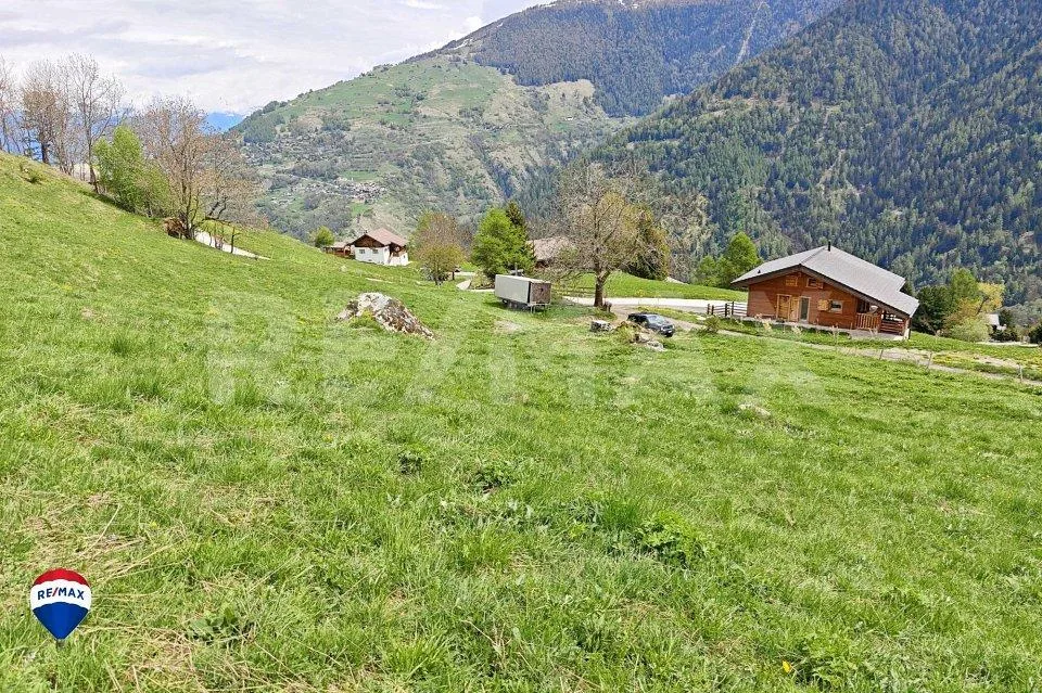 Terrain à bâtir pour 1 à 2 maisons en zone H20 – Foto 9 von 11