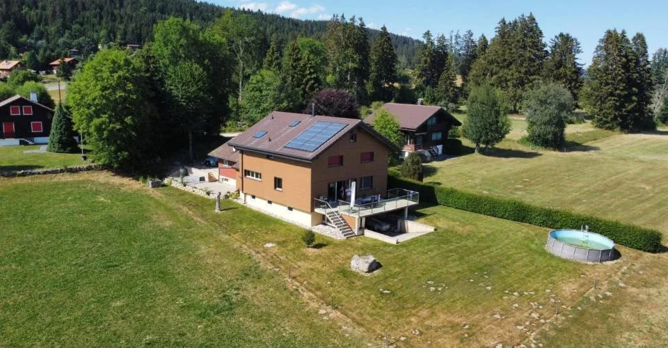 Villa-chalet individuel d'exception - vue panoramique et calme absolu