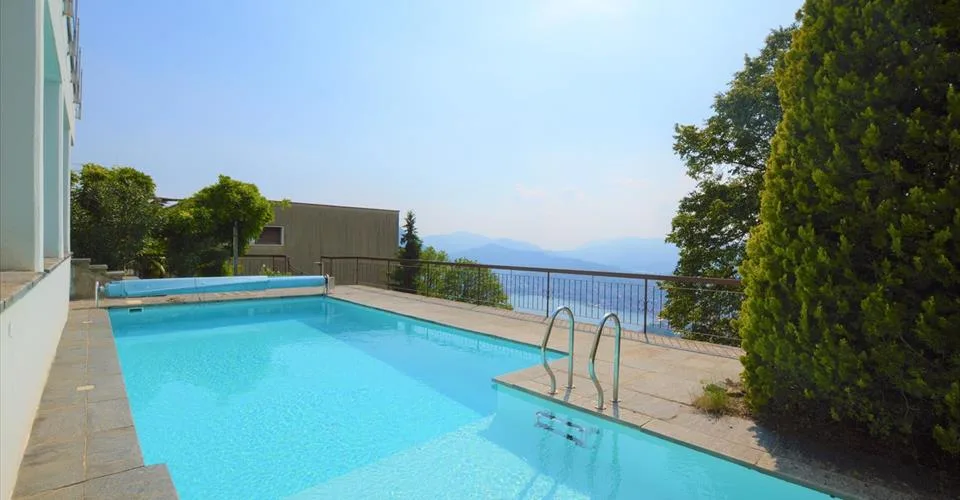 MERVEILLEUS DUPLEX ATTIKA IN LUGANO ALDESAGO / ZWEIT WOHNSITZ – Foto 2 von 9
