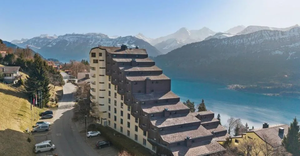 Charmant appartement de 3,5 pièces avec cuisine et salle de bains, lum