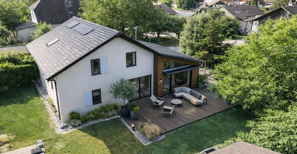 Lumineuse et vaste villa de 6.5 pièces