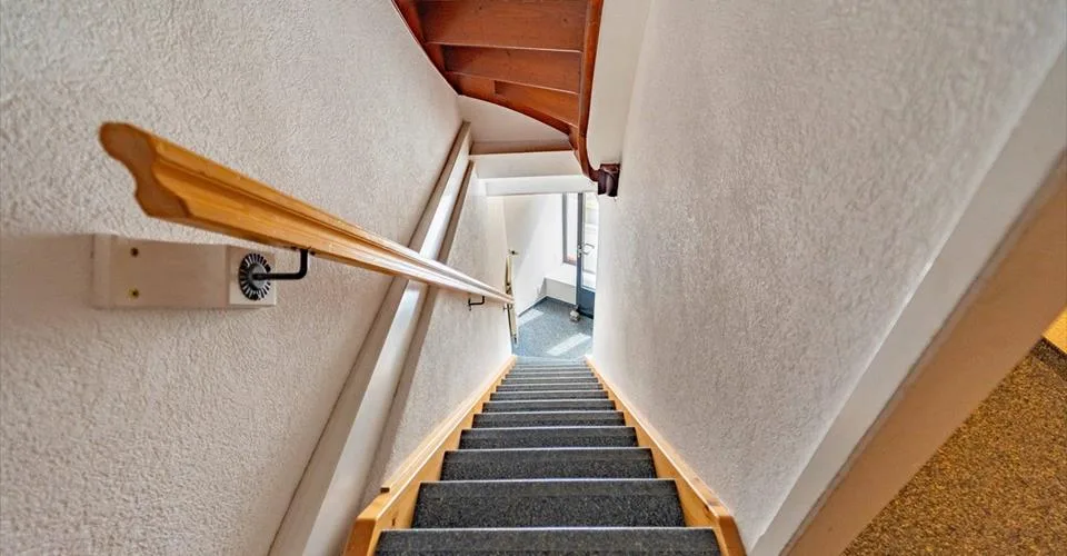 Immeuble villageois mixte situé au coeur de Château-d'?x (VD)