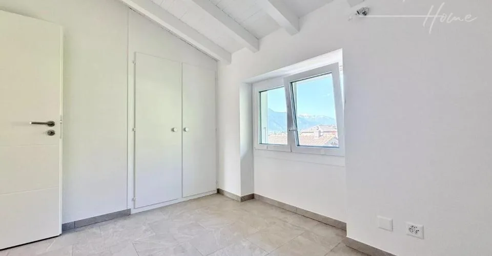 Splendide immeuble rénové avec cachet au coeur du vieux village de Vét
