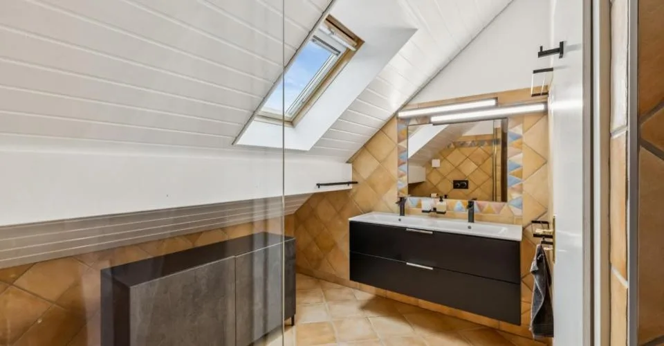 Très beau duplex de 4.5pcs avec dépendance de 61m² – foto 11 di 13