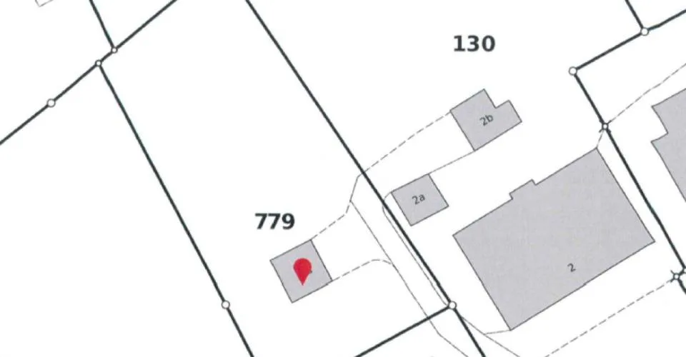 Sonvilier, terrain à vendre avec 2 garages