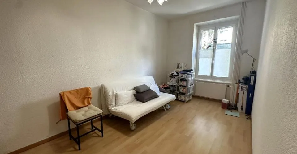 Bienne, bel appartement de 3 pièces au rez-de-chaussée, garage
