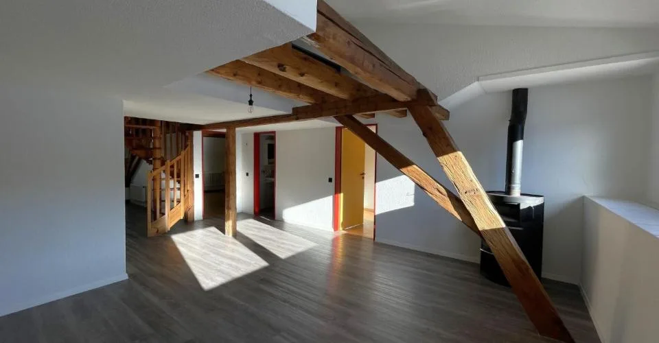 St-Imier, bel immeuble locatif de 16 app. et 7 garages