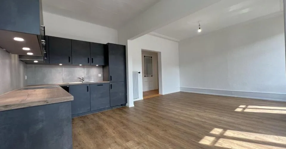 St-Imier, bel immeuble locatif de 16 app. et 7 garages