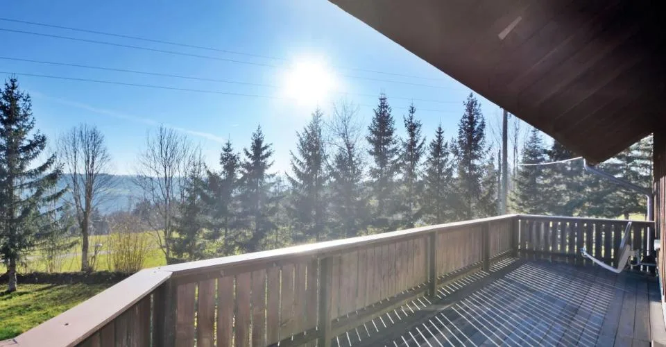 Mont-Soleil, charmant chalet de 4.5 pièces en pleine nature avec garage – Foto 10 von 13