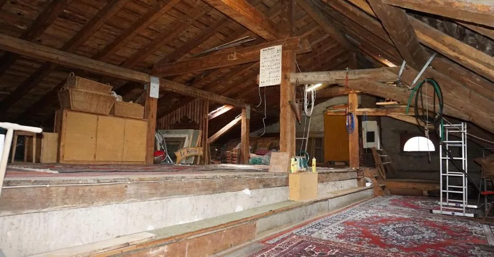 ARI-248 Pour investisseurs - Immeuble d'habitation - Surface totale de plancher 1'179 m2 - Volume du bâti de 3'227 m3 - Combles aménageables - Delémont, zone centre – foto 9 di 10