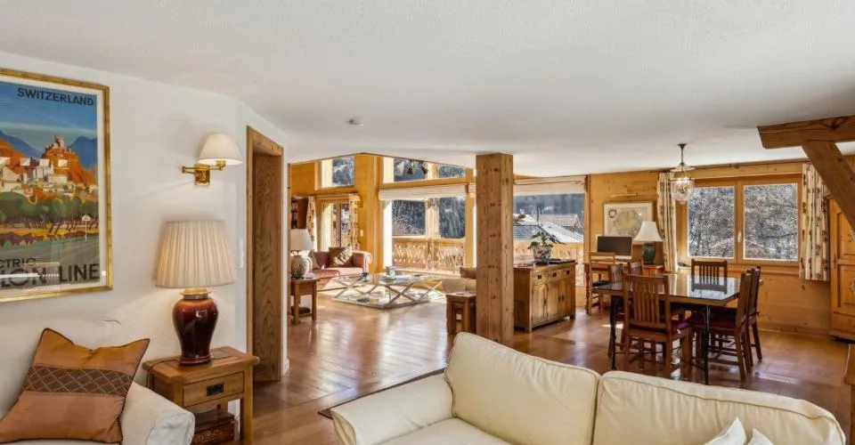 EXCLUSIVITE - CHALET ATYPIQUE - CENTRE VILLAGE sur 2000 m2 de terrain – Foto 13 von 13
