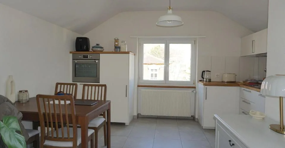 ARI-253 - Immeuble de 3 appartements, 3 garages et 2 places de parking à proximité de la gare CFF – Foto 3 von 12