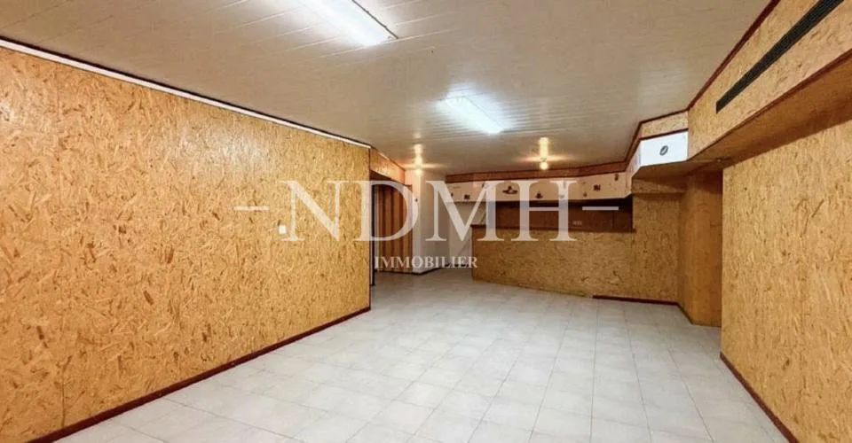 Ensemble de lots commerciaux en PPE – photo 13 of 13