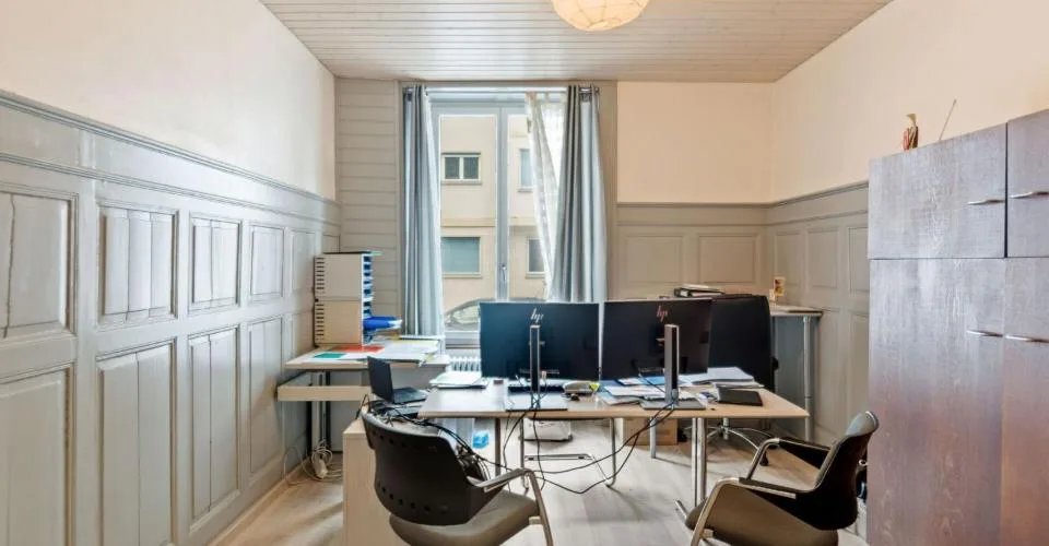 St-Imier, maison de caractère - Parfaite pour famille et activité professionnelle