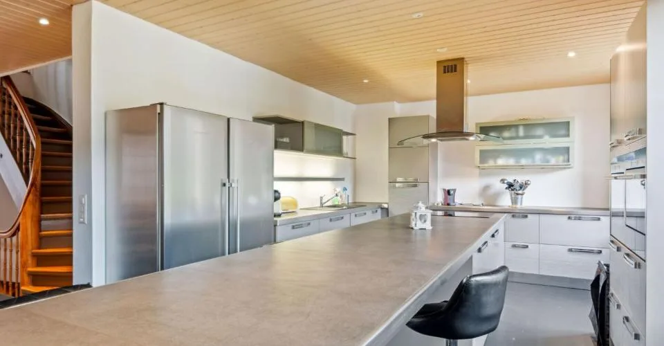 St-Imier, maison de caractère - Parfaite pour famille et activité professionnelle