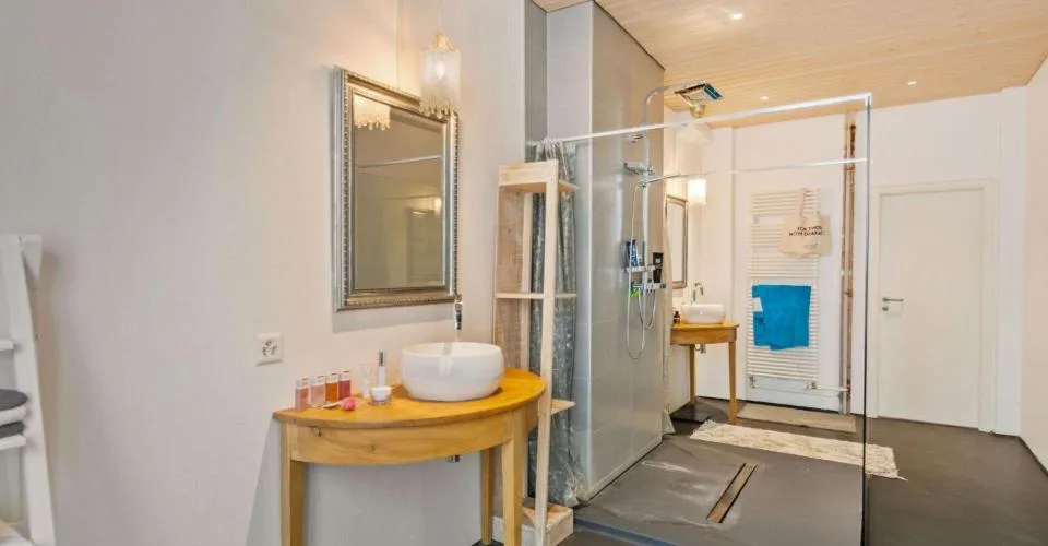 St-Imier, maison de caractère - Parfaite pour famille et activité professionnelle