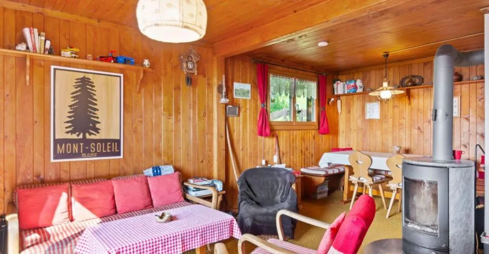 Mont-Soleil, chalet en bordure de forêt avec vue sur Chasseral – photo 4 sur 13