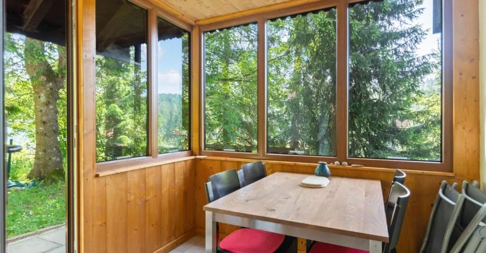 Les Pontins, magnifique chalet en pleine nature avec garage