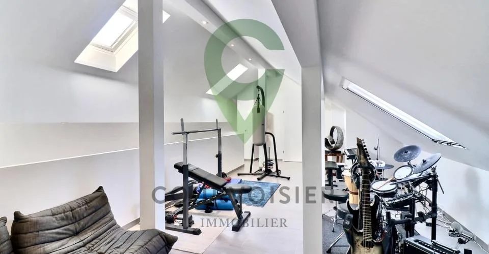 Prestigieux 4,5 pièces avec panorama exclusif sur le lac et les montagnes