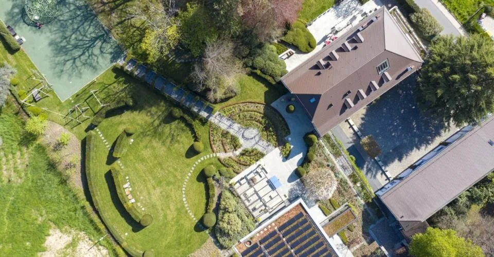 Villa historique d'exception ? Élégance, confort et raffinement – Foto 2 von 13