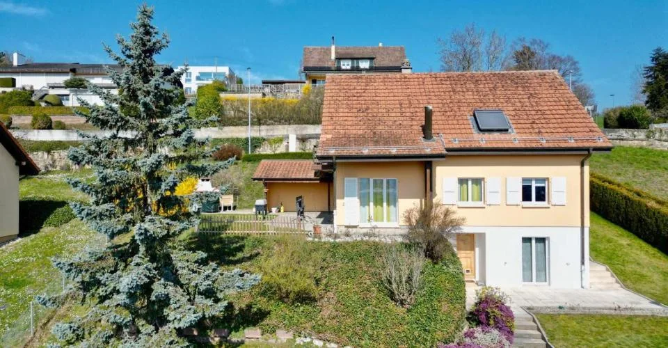 Villa individuelle de 5.5 pièces – Foto 2 von 13