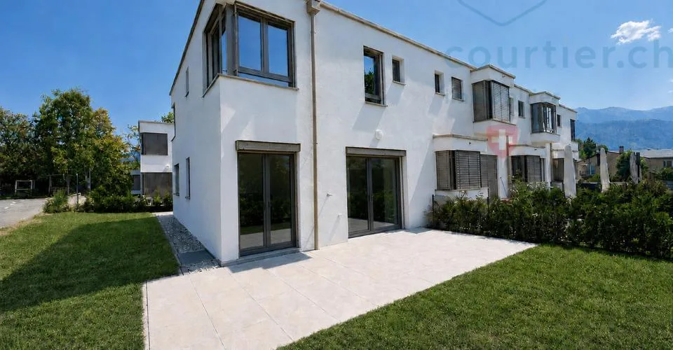 Villa contemporaine neuve en pignon avec jardin - disponible de suite – photo 3 sur 13