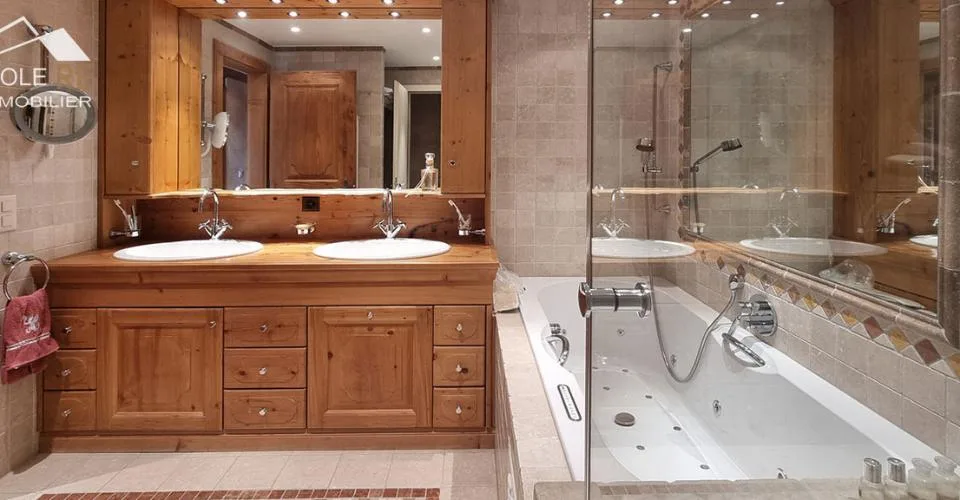 Luxe et Confort sur le Golf avec Vue imprenable du cercle alpin ! – foto 12 di 13