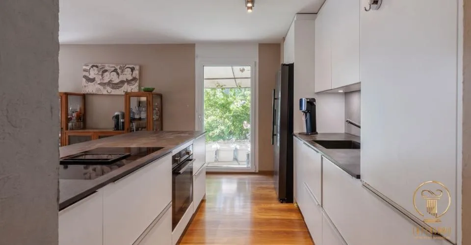 CARROUGE (VD), OBJET RARE ! Maison individuelle de 5.5 pièces avec vue sur le Moléson.