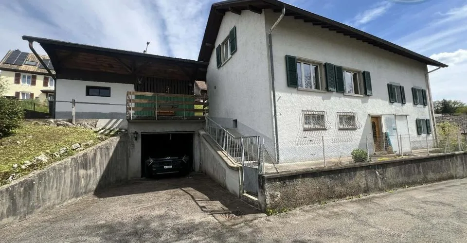 Charmante maison villageoise proche des commodités