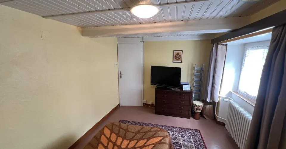 Charmante maison villageoise proche des commodités