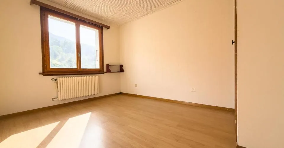 Charmant appartement avec vue panoramique sur la vallée – Foto 5 von 7