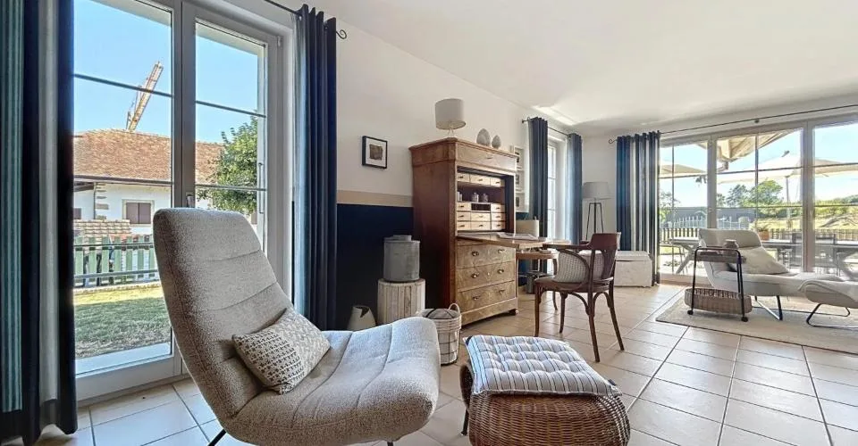 Spacieuse villa familiale de caractère avec vaste jardin – Foto 5 von 13