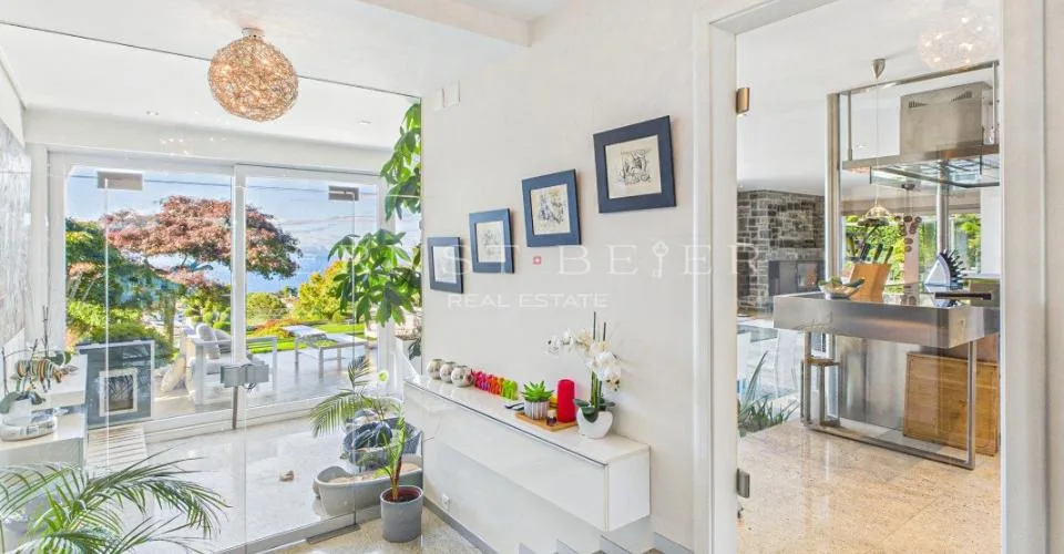 Propriété de prestige avec jardin paysager, piscine et panorama sur le Léman – foto 2 di 12