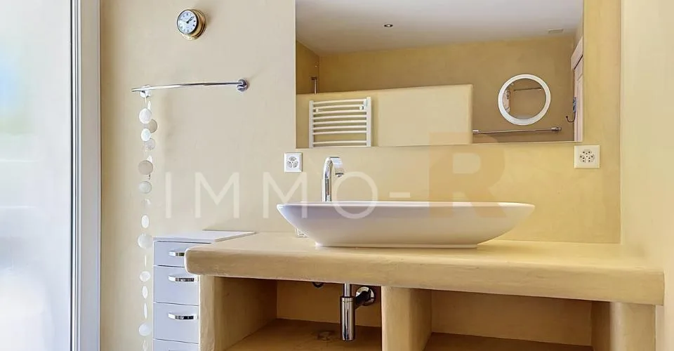 Spacieux appartement - terrasse, jardin vue dégagée sur le Moléson