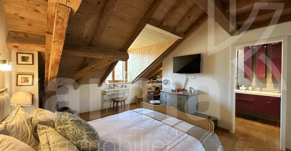 En exclusivité - Coup de coeur pour ce magnifique appartement en attique