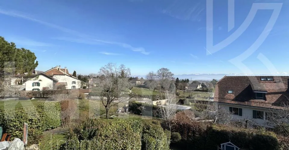 En exclusivité - Coup de coeur pour ce magnifique appartement en attique