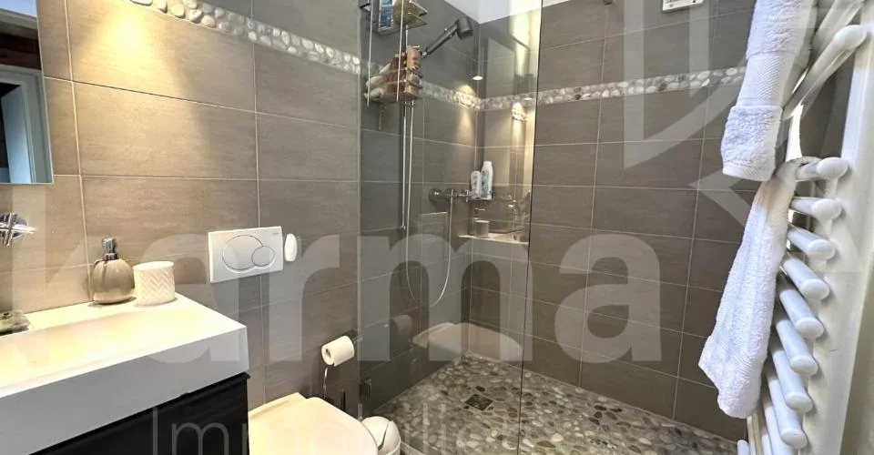 En exclusivité - Coup de coeur pour ce magnifique appartement en attique