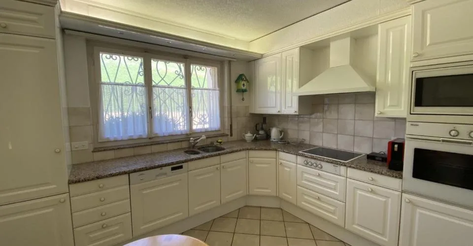 Bévilard, maison de maître 9.5 pces avec terrain constructible – foto 7 di 13
