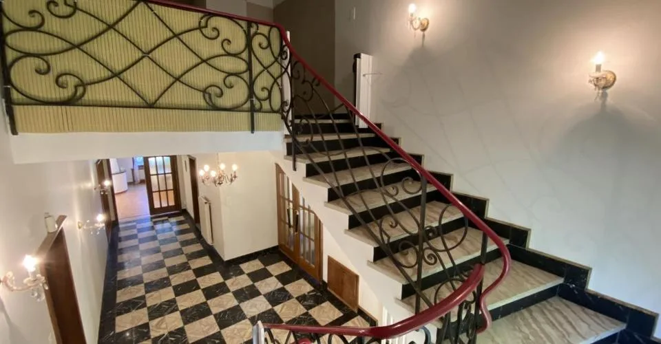 Bévilard, maison de maître 9.5 pces avec terrain constructible – foto 6 di 13