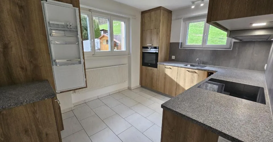 À vendre à Roches (BE) immeuble de 3 appartements avec 4 garages