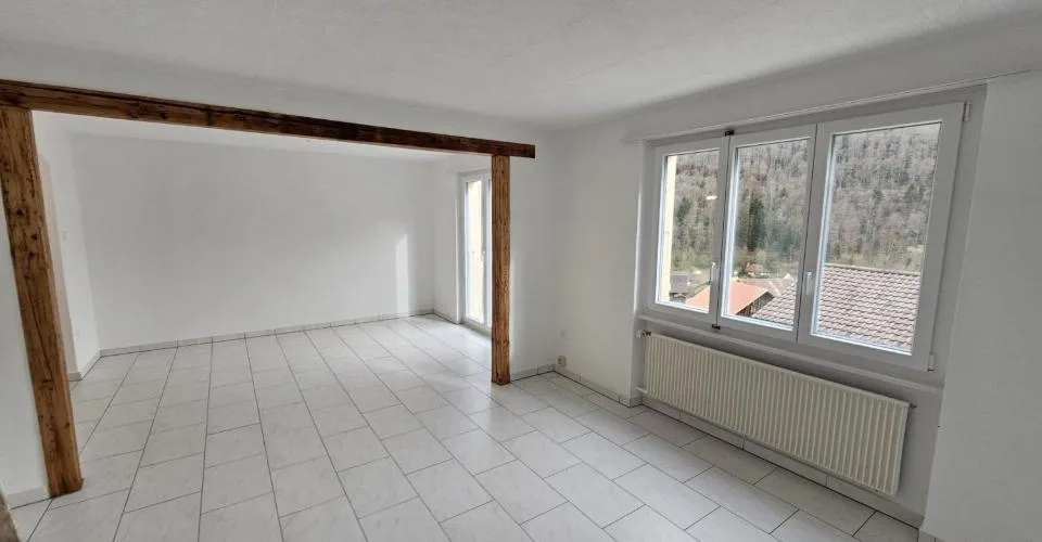À vendre à Roches (BE) immeuble de 3 appartements avec 4 garages